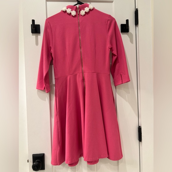 Adorable NWT Kate Spade Pink Dress with Flower Collar Size Small - Picture 2 of 4